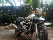 Honda CM 125 1984 Motorbike