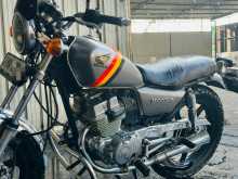 https://riyasewana.com/uploads/honda-cm-125-1611022813212.jpg