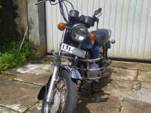 Honda CM125 1988 Motorbike