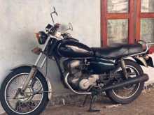 Honda CM 125 2000 Motorbike