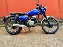 Honda CM 125 Twin 0 Motorbike
