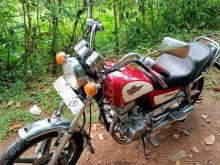 Honda Cm 125 Custom Exclusive 2002 Motorbike