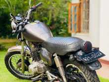 Honda CM 125 1988 Motorbike