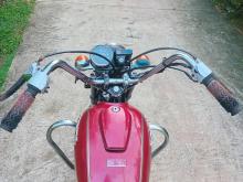 Honda CM 125 1997 Motorbike