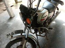 https://riyasewana.com/uploads/honda-cm-125-271103056894.jpg