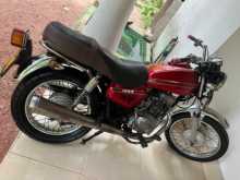 Honda Cm 125 2004 Motorbike