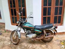 Honda CM 125 1984 Motorbike