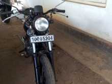Honda CM 125 1984 Motorbike