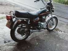 Honda CM 125 1998 Motorbike