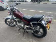 Honda Cm Custom Exclusive 125 2005 Motorbike