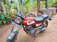 Honda CM CUSTOM 125 2004 Motorbike