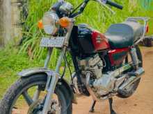 Honda CM Custom 125 2005 Motorbike