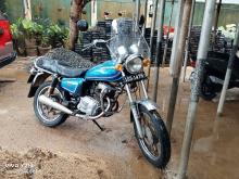 Honda CM Custom 1985 Motorbike