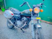 Honda CM125 1984 Motorbike