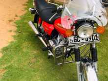 Honda CM125T 2002 Motorbike