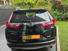 https://riyasewana.com/uploads/honda-cr-v-15728084062.jpg