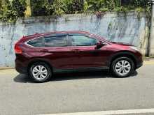 https://riyasewana.com/uploads/honda-cr-v-1720080222482.jpg