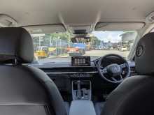 https://riyasewana.com/uploads/honda-cr-v-2024-39030112073.jpg