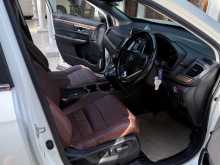 https://riyasewana.com/uploads/honda-cr-v-masterpiece-2018-2721273012492.jpg