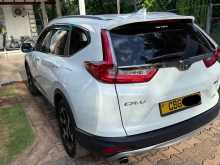 https://riyasewana.com/uploads/honda-cr-v-masterpiece-2018-2721273012944.jpg