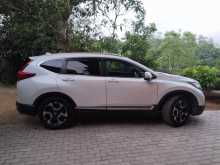 https://riyasewana.com/uploads/honda-cr-v-masterpiece-2019-1619244212073.jpg