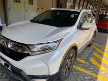 https://riyasewana.com/uploads/honda-cr-v-masterpiece-2019-712040012792.jpg