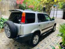 https://riyasewana.com/uploads/honda-cr-v-rd-2000-1910470912632.jpg
