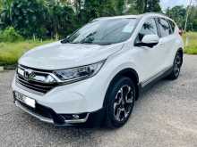https://riyasewana.com/uploads/honda-cr-v-vti-l-2018-229341212932.jpg