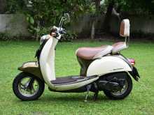Honda Crea Scoopy 2014 Motorbike