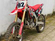 Honda CRF 450 R 2008 Motorbike