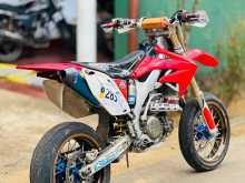 Honda CRF450 2010 Motorbike