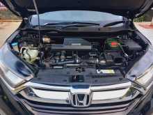 https://riyasewana.com/uploads/honda-crv-11232547314.jpg
