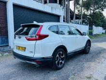 https://riyasewana.com/uploads/honda-crv-119123517195.jpg