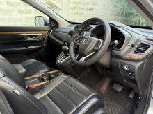 https://riyasewana.com/uploads/honda-crv-1223063517176.jpg