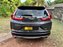 https://riyasewana.com/uploads/honda-crv-13194936432.jpg