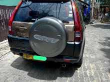https://riyasewana.com/uploads/honda-crv-171126554622.jpg