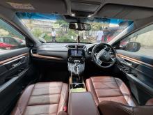 https://riyasewana.com/uploads/honda-crv-1813402117425.jpg