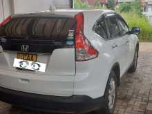 https://riyasewana.com/uploads/honda-crv-1902314803.jpg