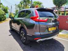 https://riyasewana.com/uploads/honda-crv-192125254813.jpg