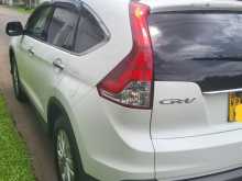 https://riyasewana.com/uploads/honda-crv-2014-2014-516230812183.jpg