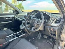 https://riyasewana.com/uploads/honda-crv-2014324524671.jpg