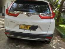 https://riyasewana.com/uploads/honda-crv-20152624974.jpg