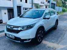 https://riyasewana.com/uploads/honda-crv-2018-119112712072.jpg