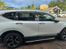 https://riyasewana.com/uploads/honda-crv-2018-1516524012613.jpg