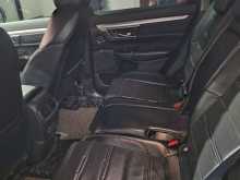 https://riyasewana.com/uploads/honda-crv-2018-1721255312803.jpg