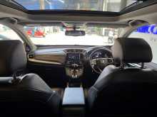 https://riyasewana.com/uploads/honda-crv-2018-411041412304.jpg