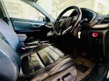 https://riyasewana.com/uploads/honda-crv-2018-414201212263.jpg