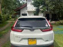 https://riyasewana.com/uploads/honda-crv-2019-111430112722.jpg