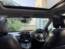 https://riyasewana.com/uploads/honda-crv-2019-1222572912363.jpg