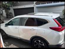 https://riyasewana.com/uploads/honda-crv-2019-15160831983.jpg